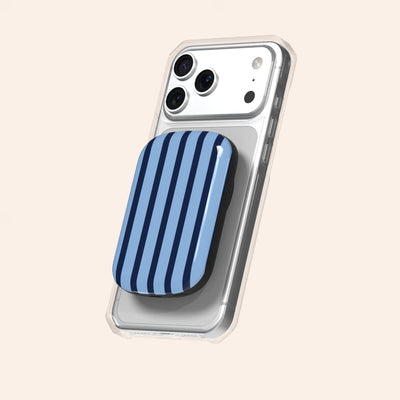 Berry Lane Mist ChargePod Thumbnail ChargePods 01 lifestyle
