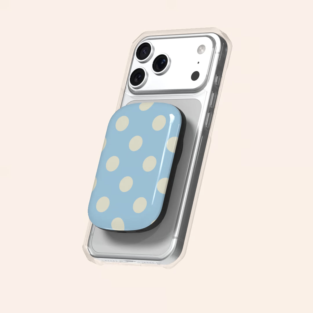 Couture Breeze ChargePod Thumbnail ChargePods 01 lifestyle