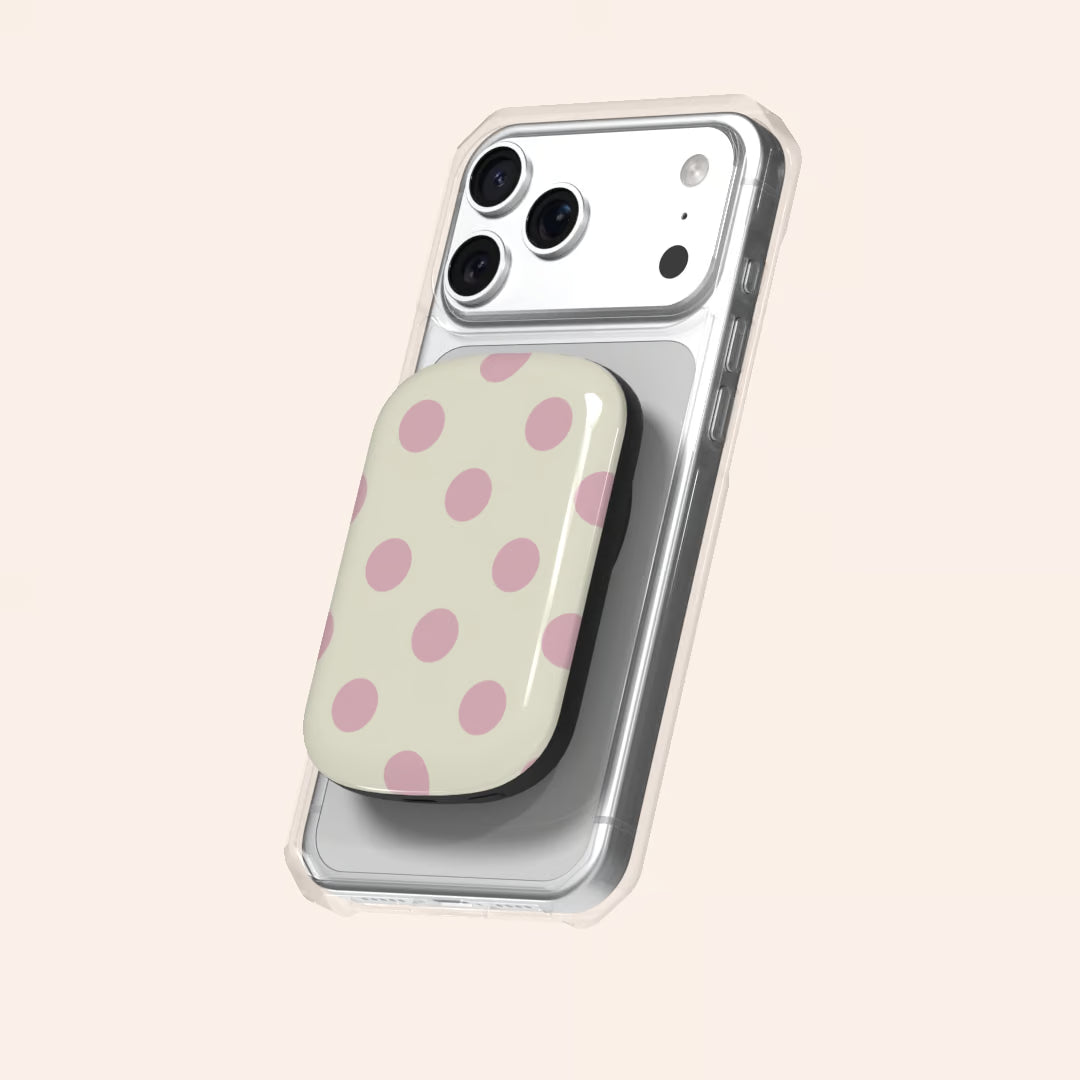 Couture Buttermilk ChargePod Thumbnail ChargePods 01 lifestyle