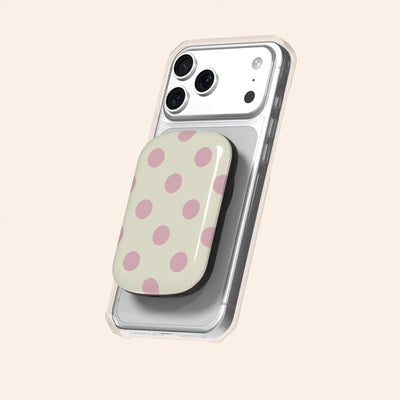 Couture Buttermilk ChargePod Thumbnail ChargePods 01 lifestyle