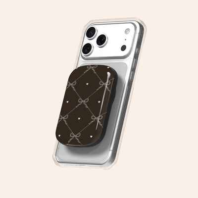 Fairmont Brown ChargePod Thumbnail ChargePods 01 lifestyle