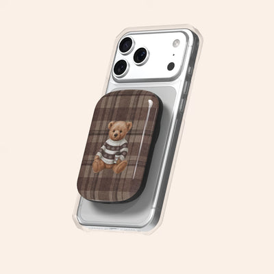 Harry ChargePod Thumbnail ChargePods 01 lifestyle