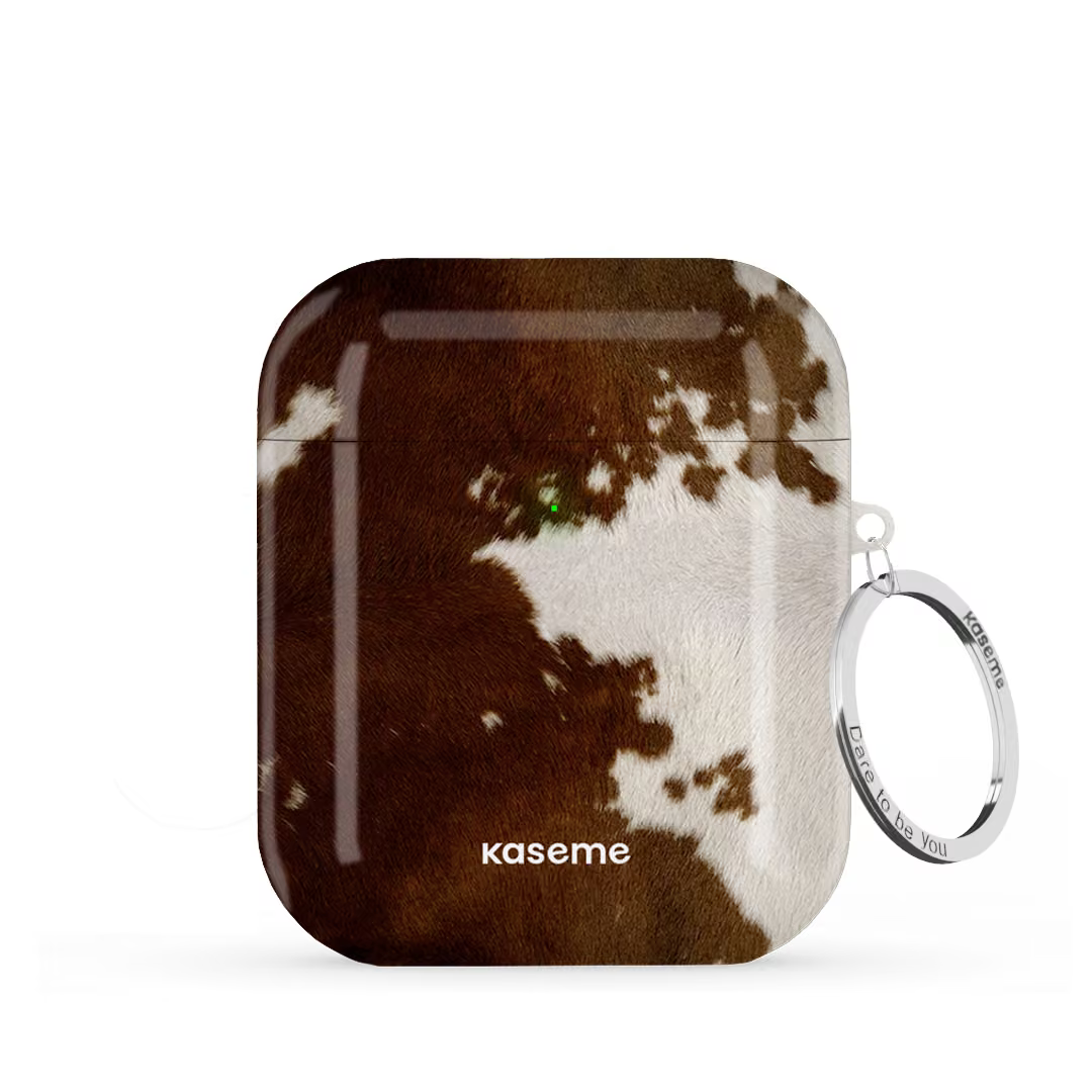 SKU Interne seulement AP-G | R-SLV La Moo AirPods Case by Marina Bastarache -